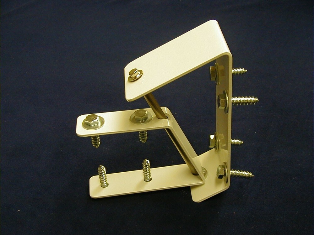 Swing Pivoting, moveable, gravity self centering mailbox hinge, pivots both ways