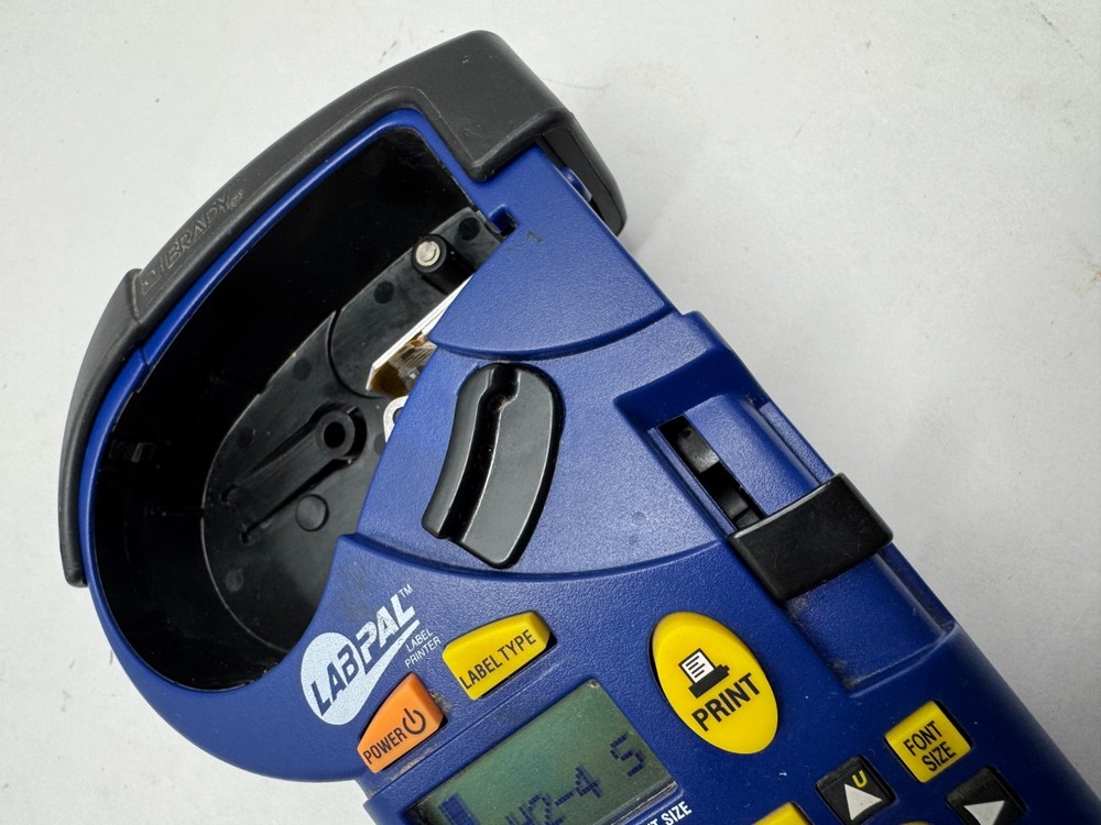 Brady LabPal 3/8” Handheld Label Printer LCD Display for Cable Labeling Untested