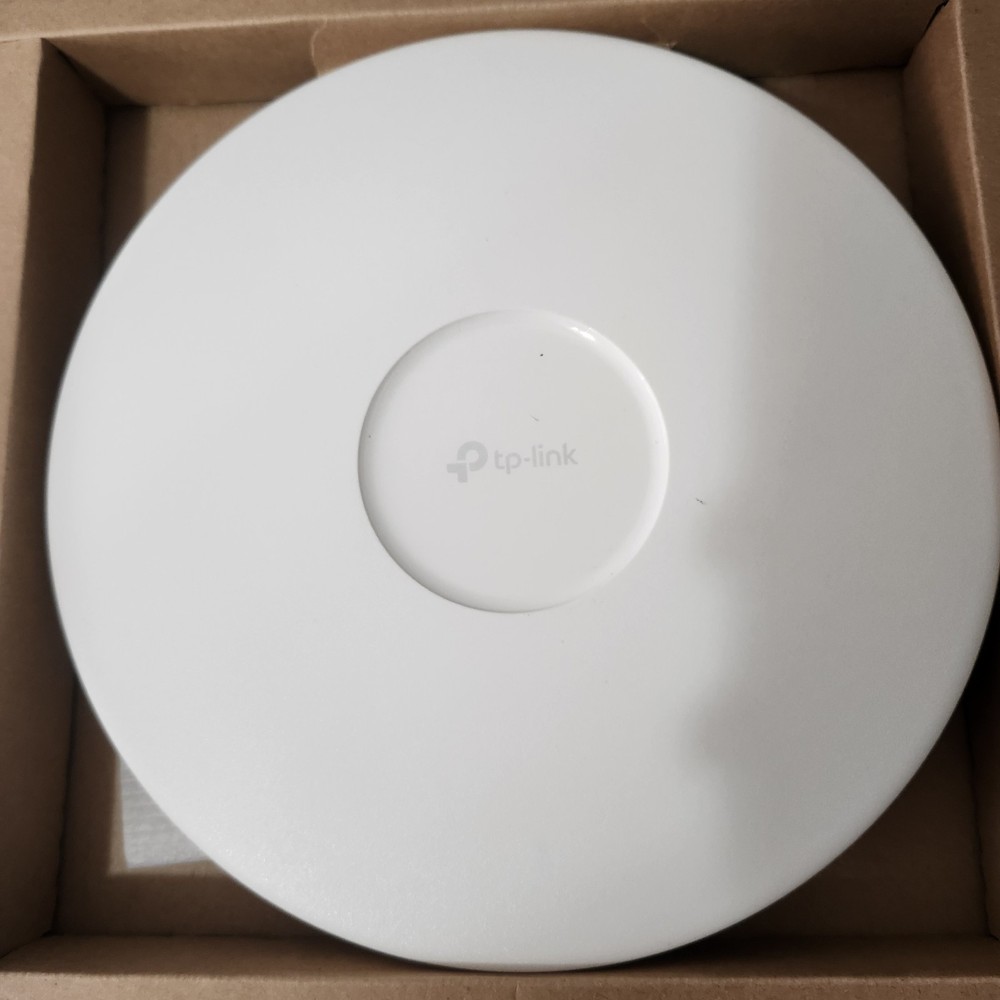TP-LINK EAP670 AX5400 WiFi 6 Ceiling Mount PoE+ Wireless Access Point - White