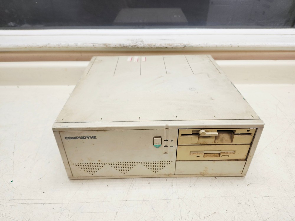 Compudyne 3SX/16 Computer w/ i486 DX2 Processor & Orchid Video Card Used