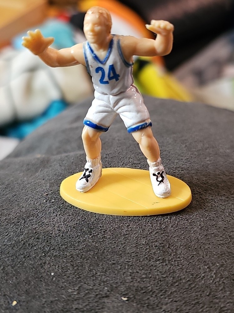 Unbranded Basketbal Player Cake Topper #24