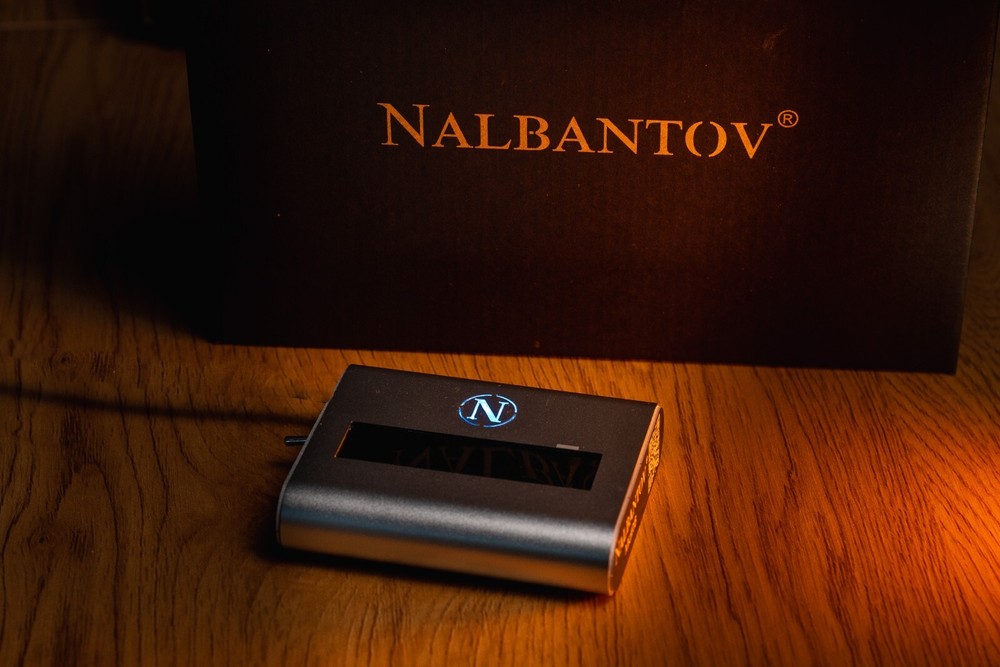 Nalbantov MidiRIB MIDI Ribbon Controller for Oberheim with a MIDI interface