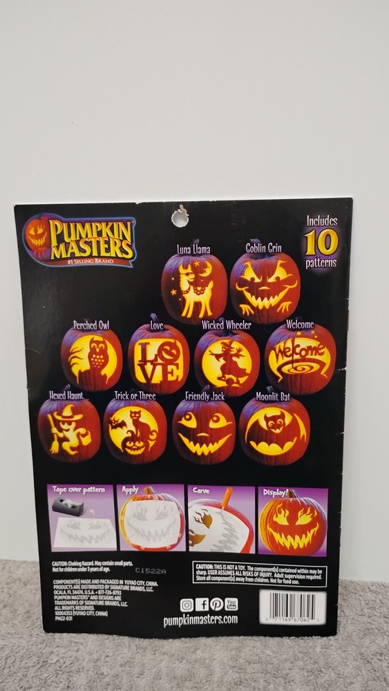 2 Pumpkin Masters Pumpkin Carving Kit includes 5 tools and 14 patterns. (00)