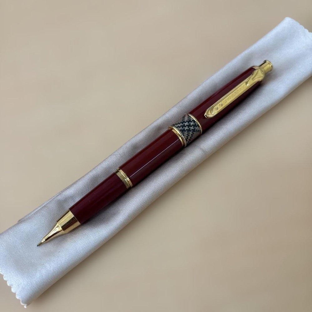 Pentel Kelly Burberry specification 0.5 #02f36b