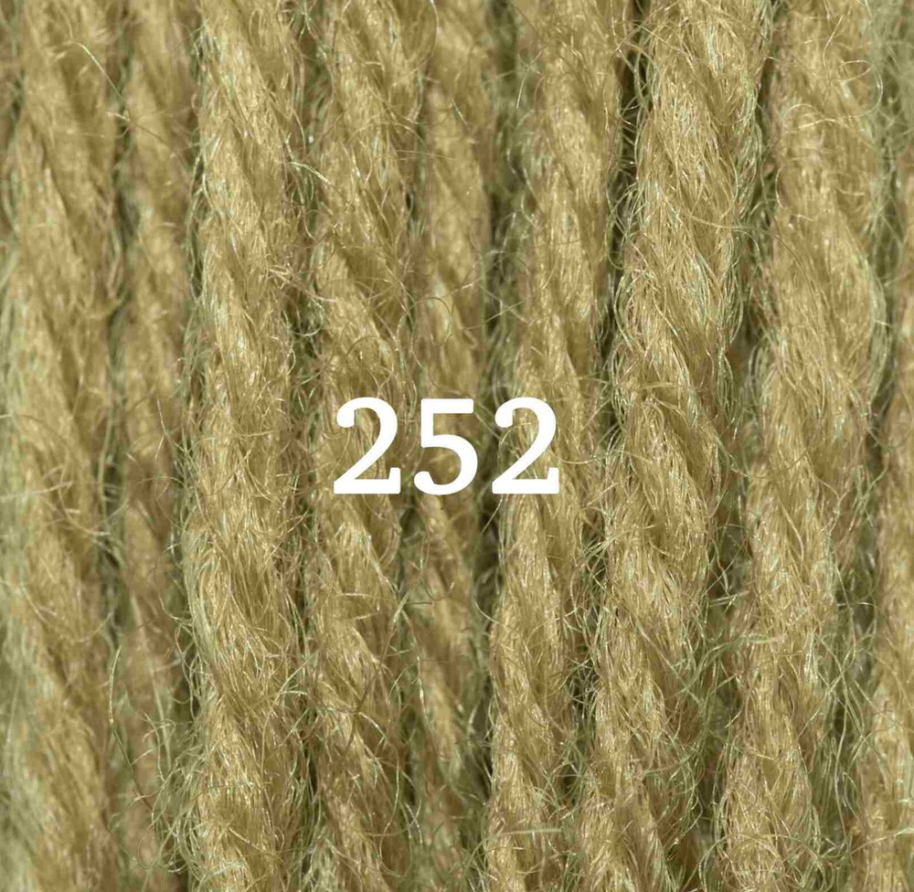 Appleton Tapestry Wool - 11 Yd Skein - Grass Green Color 252