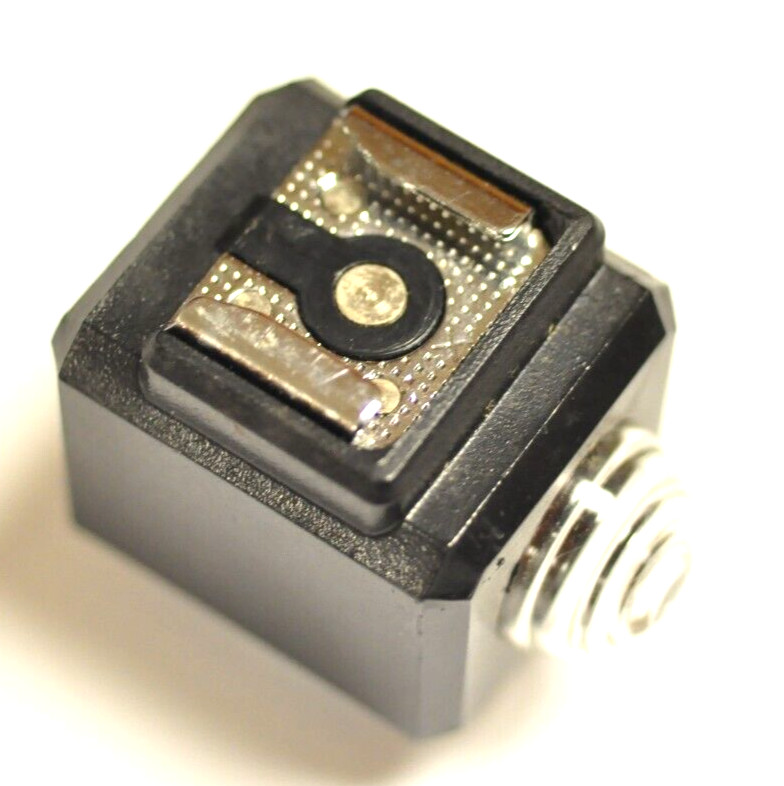 Electronic hot shoe flash slave as shown. TESTED.