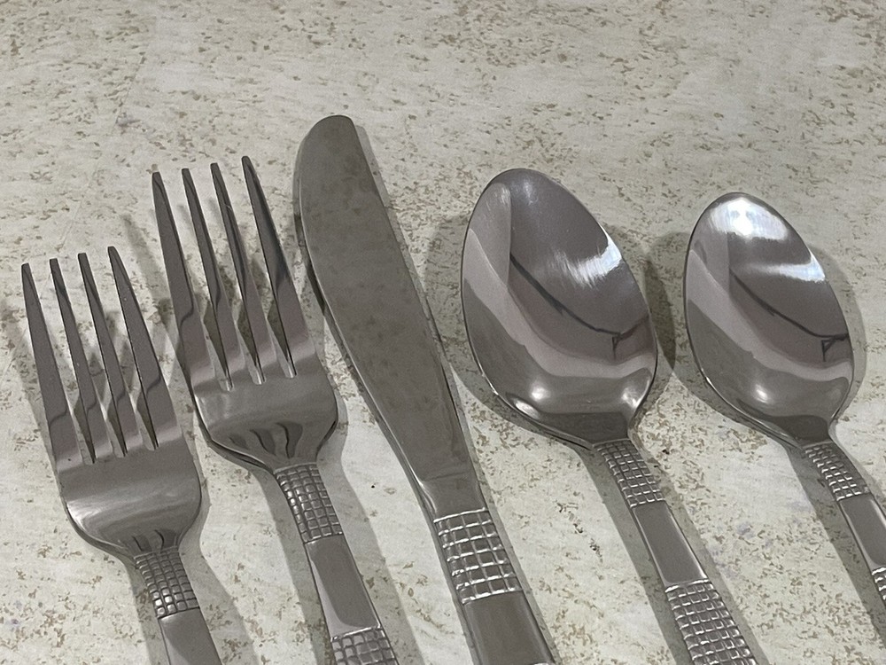 Room Essentials Circa Stainless Steel Flatware 5-Piece Set Replacement