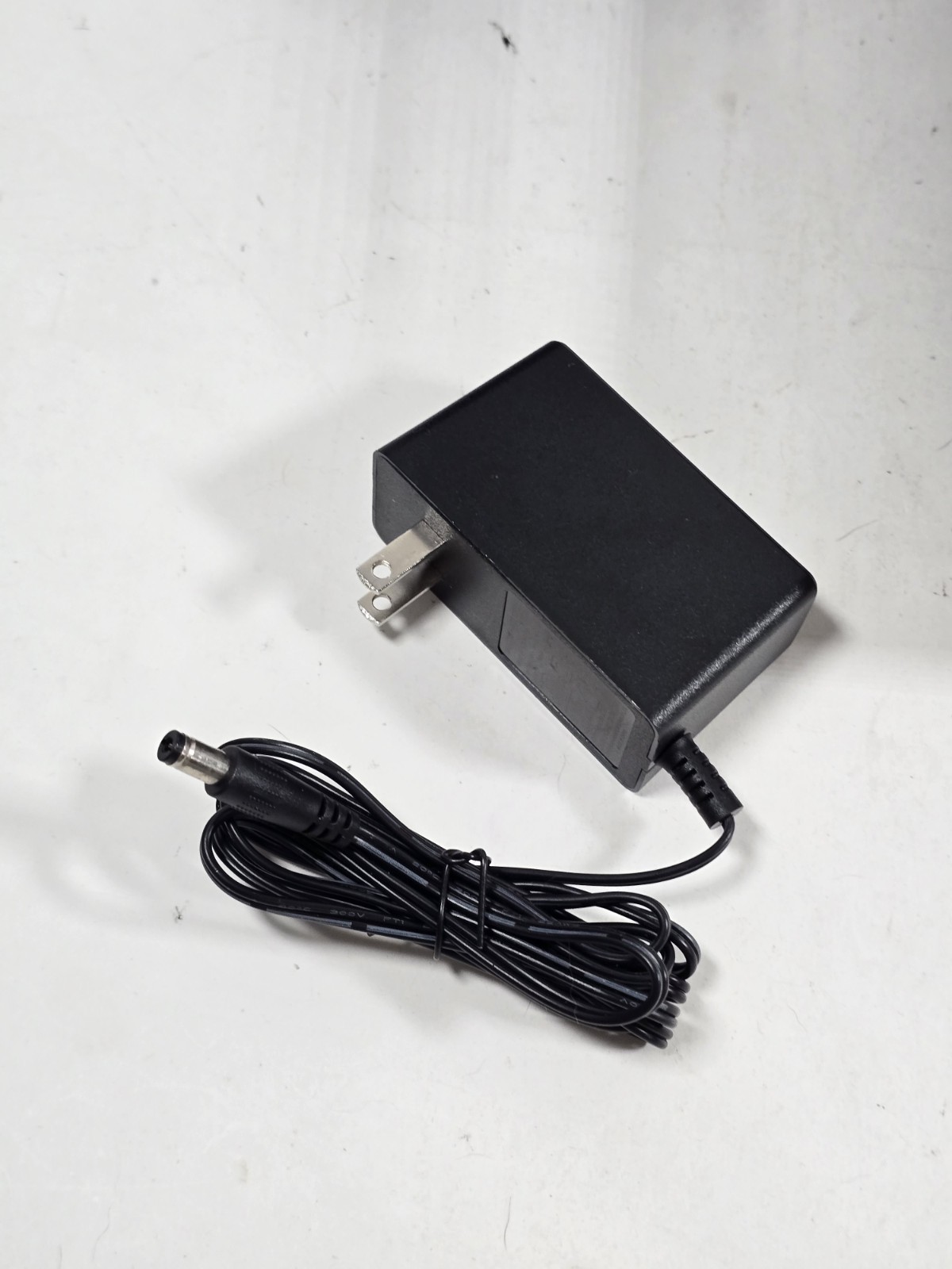 Victrola Montauk VM135 3-Speed Bluetooth Record Player Turntable w/ Speakers