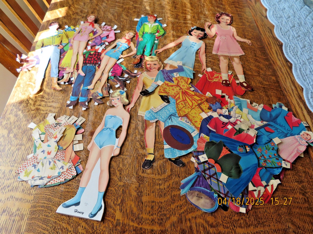 VINTAGE MISC. PAPER DOLLS-DALE EVANS - ROY ROGERS - ETC. CUT OUT