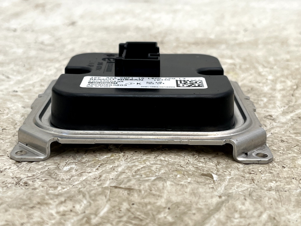 Renault Captur Headlight Ballast Control Module 260556623R Genuine