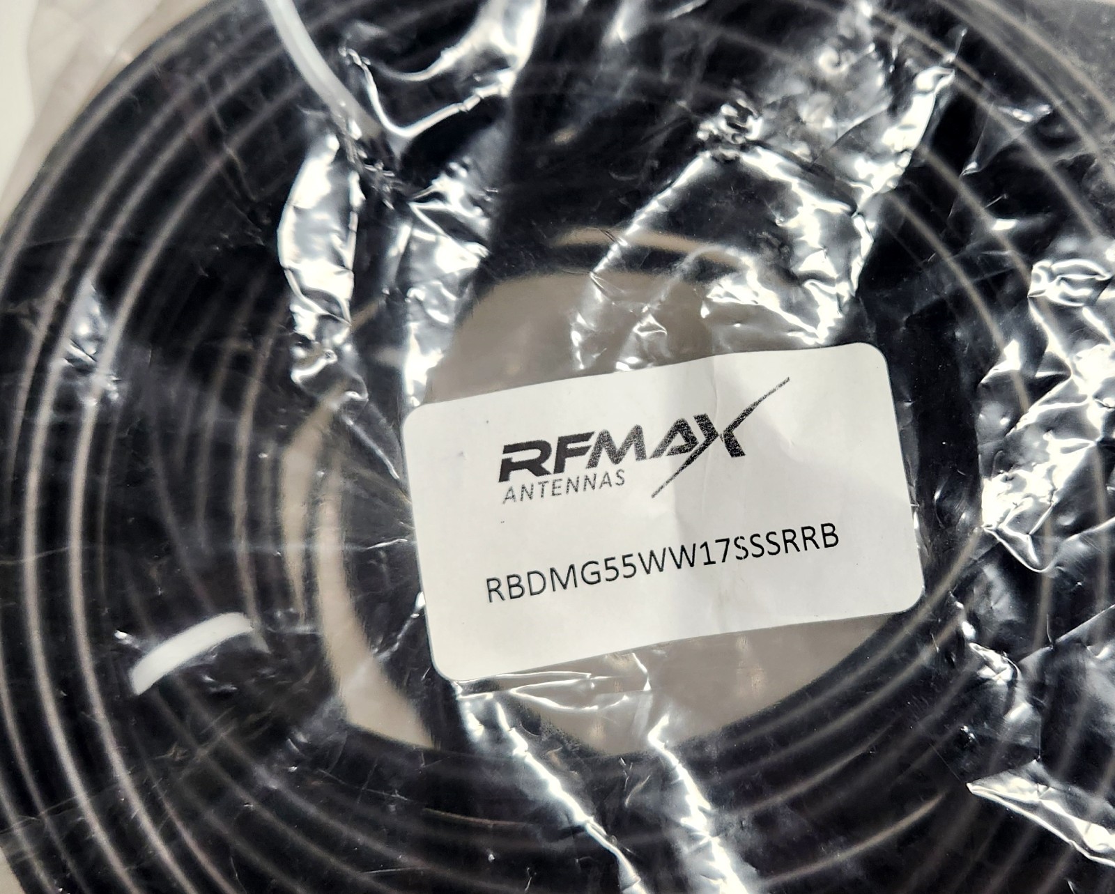 RFMAX Vehicle Mount 4G/5G 5-in-1 Antenna for Mobile Cellular Routers