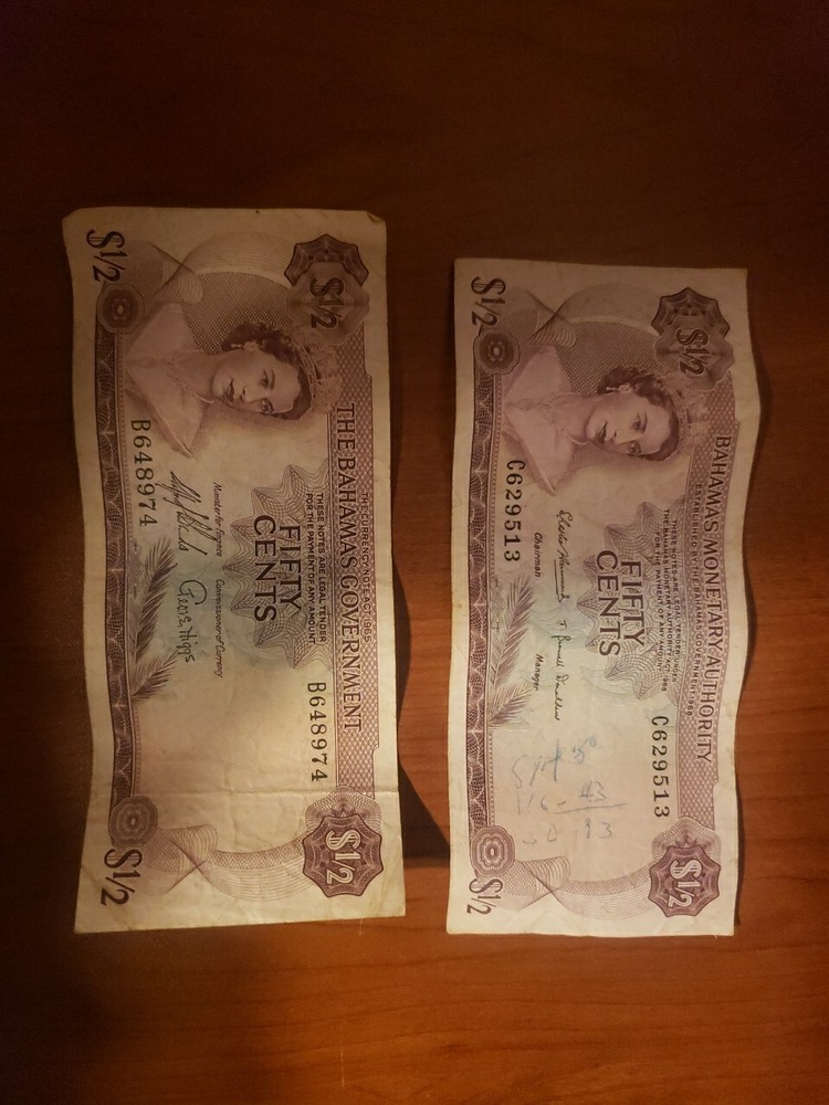 1968 BAHAMAS MONETARY AUTHORITY  $1/2 dollar Note ×2