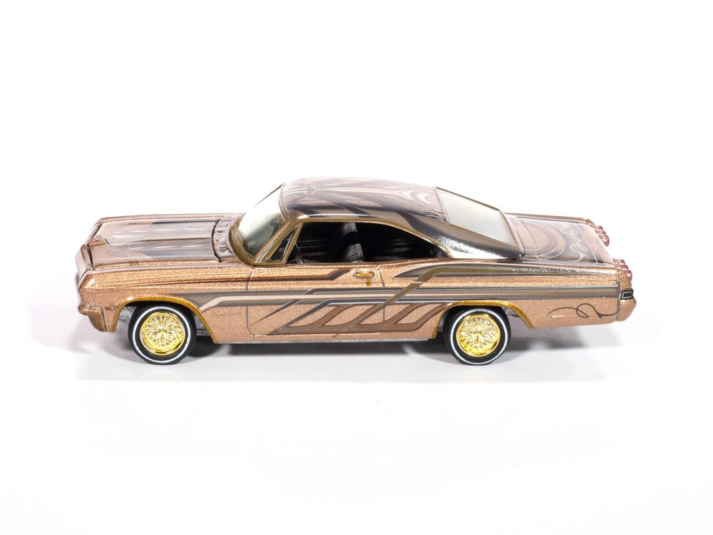 Johnny Lightning 1965 Chevy Impala SS Lowrider (Custom Bronze Poly) (Auto World