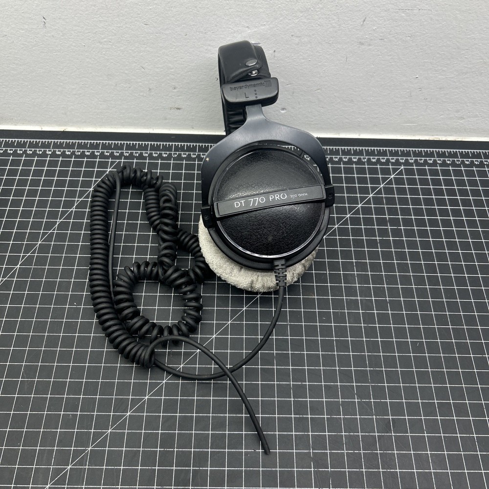 beyerdynamic DT 770 Pro Headphone - Black