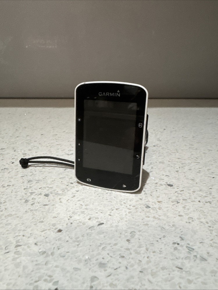 GARMIN EDGE 520 GPS cycling computer W/  Bluetooth Connectivity See Description