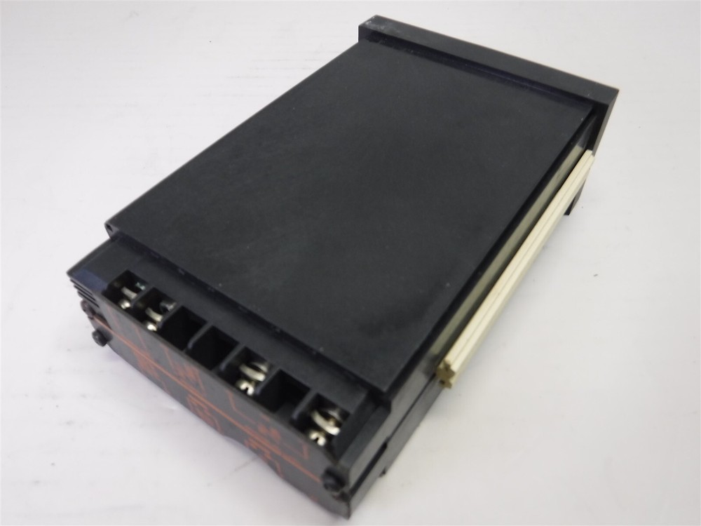 Used ERO ELECTRONIC TEMPERATURE CONTROLLER SVH 003.02 N8