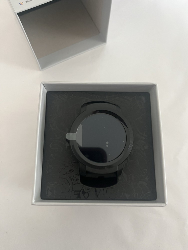 TicWatch E2 Smart Watch Built-in GPS iOS & Android 5ATM Waterproof Heart Sensor
