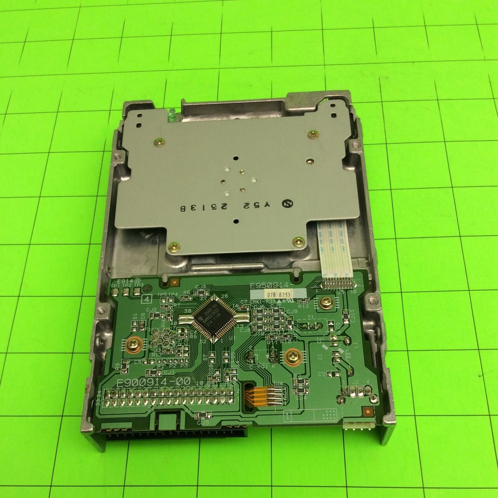 Desktop Computer Teac MY-01K304 193077B6-28 Floppy Disk Drive