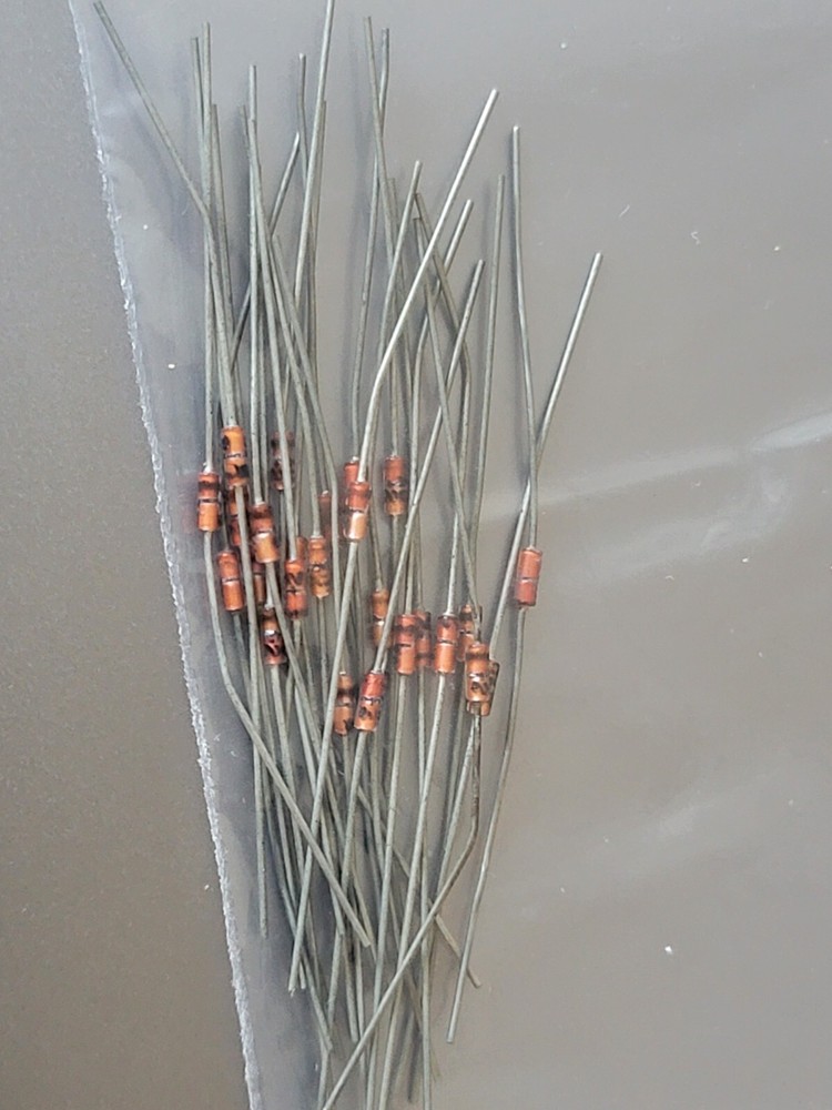 25. NOS  109. ECG109 NTE109  Compatible Rectifier Diodea 100V/200mA