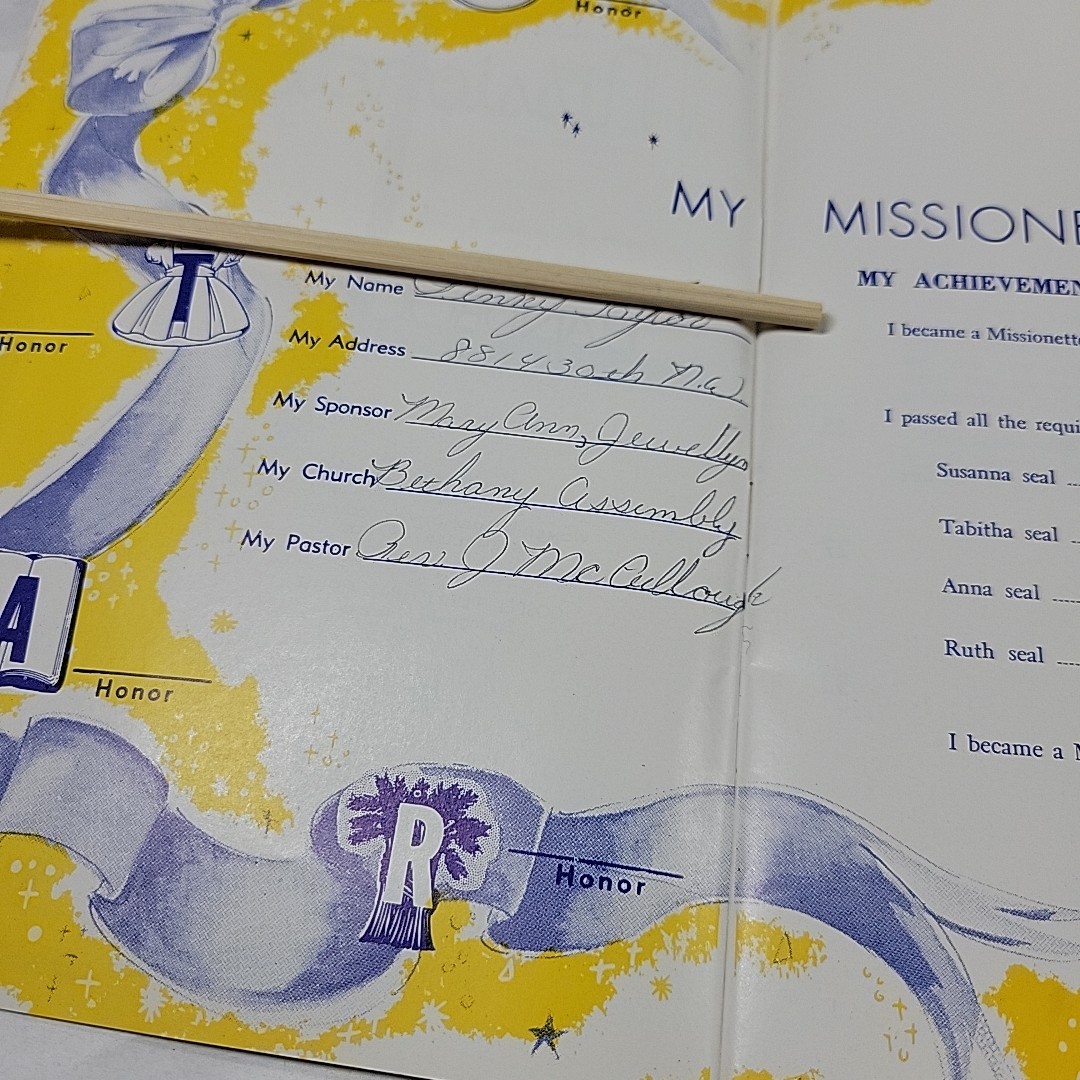 Vintage 1960s Missionette Assemblies of God Girl's Handbook w/ Sealed Stamps