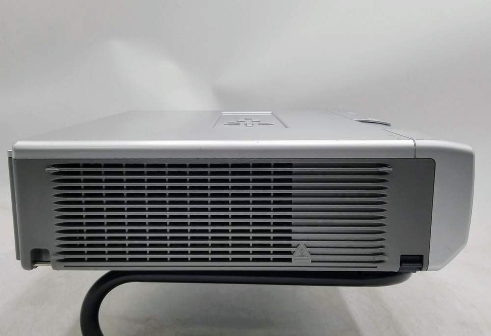 Sharp PG-D45X3D DLP Projector 4500 ANSI *1512 Lamp Hours*
