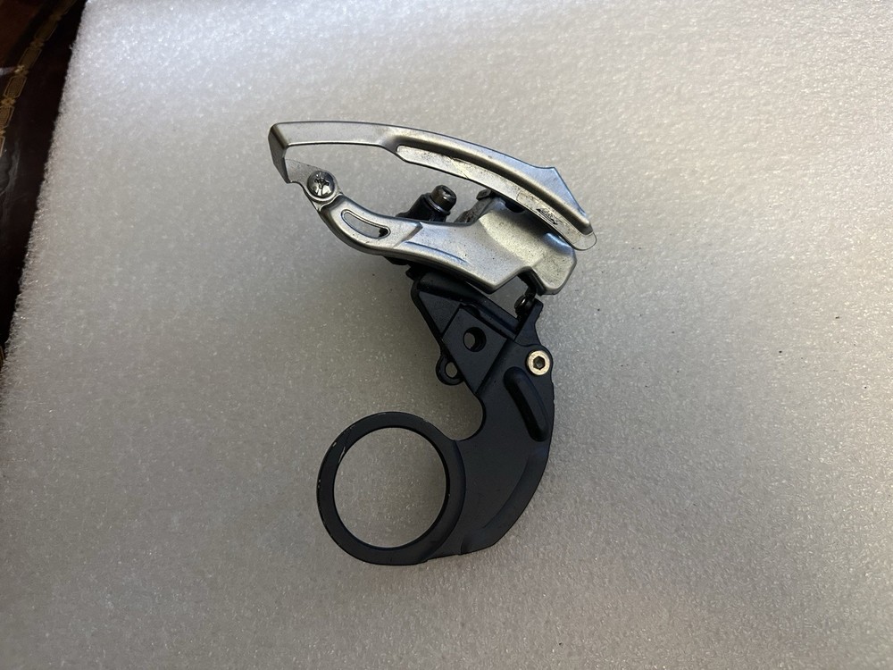 SHIMANO LX FD-M570 Triple Front Derailleur E-Type Bottom Bracket Mount NOS
