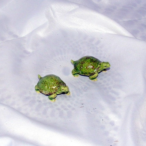 Vintage Ceramic TURTLE / TORTOISE Pair Green Glazed Figurines