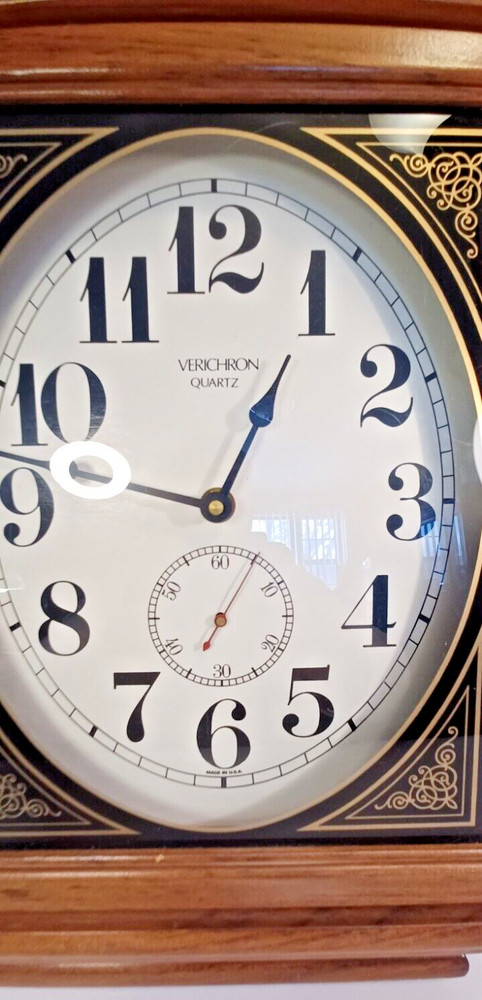 Vintage Verichron Quartz Wall Clock with Sweep Second Hand Dial