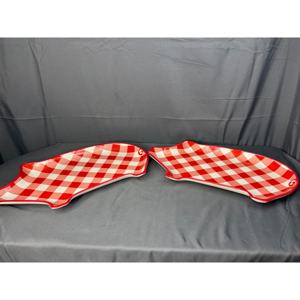 Set of 2 Ceramic Pig Plates Red Gingham Pattern