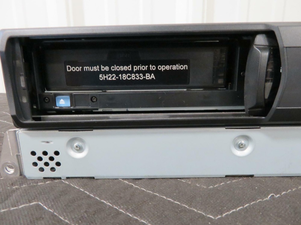 2012 ASTON MARTIN RAPIDE 6 DISC DVD CHANGER A/V INTERFACE BOX TRUNK MOUNT