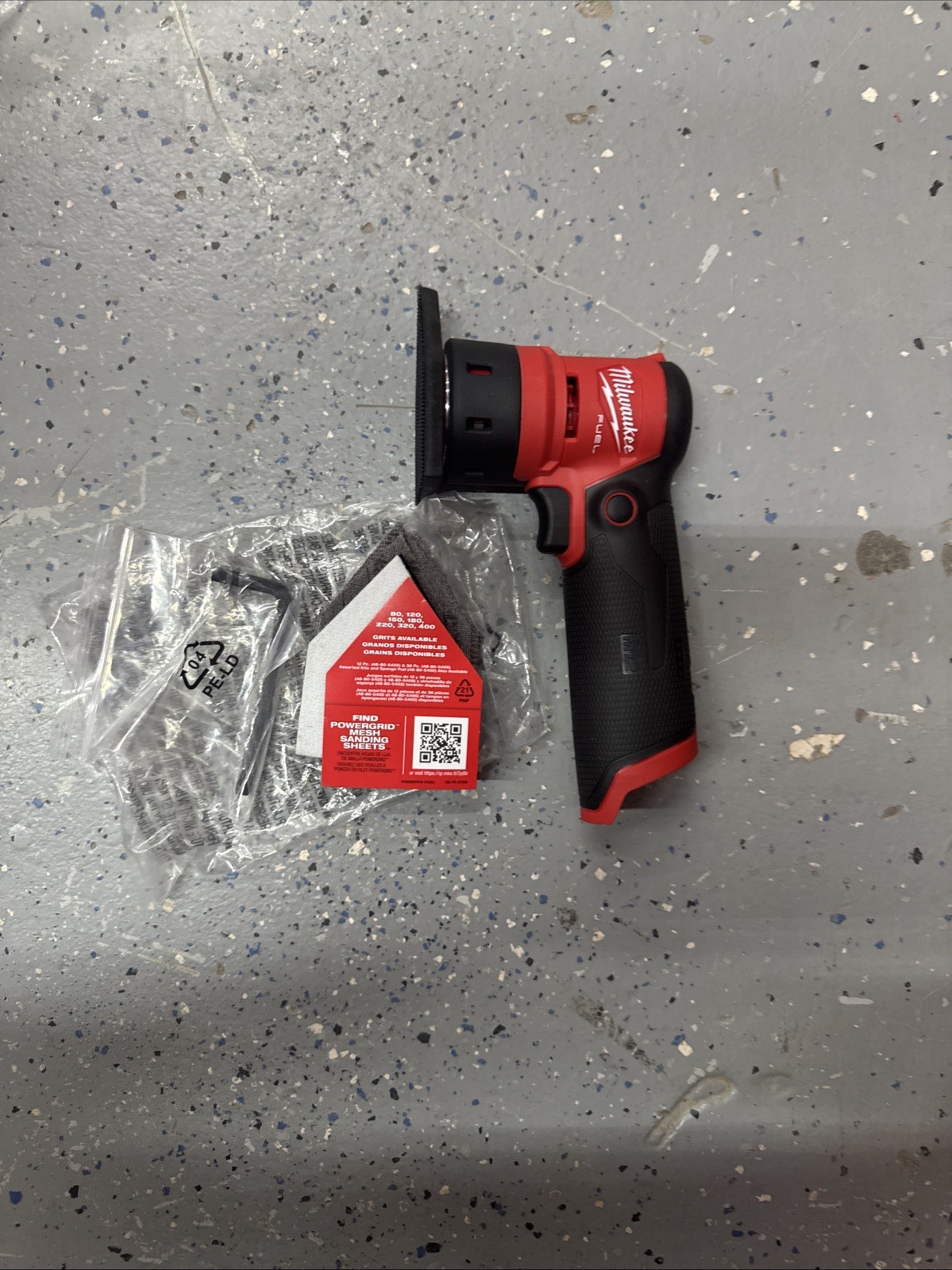 Milwaukee 2531-20 M12 FUEL 12V Cordless Orbital Detail Sander Brushless