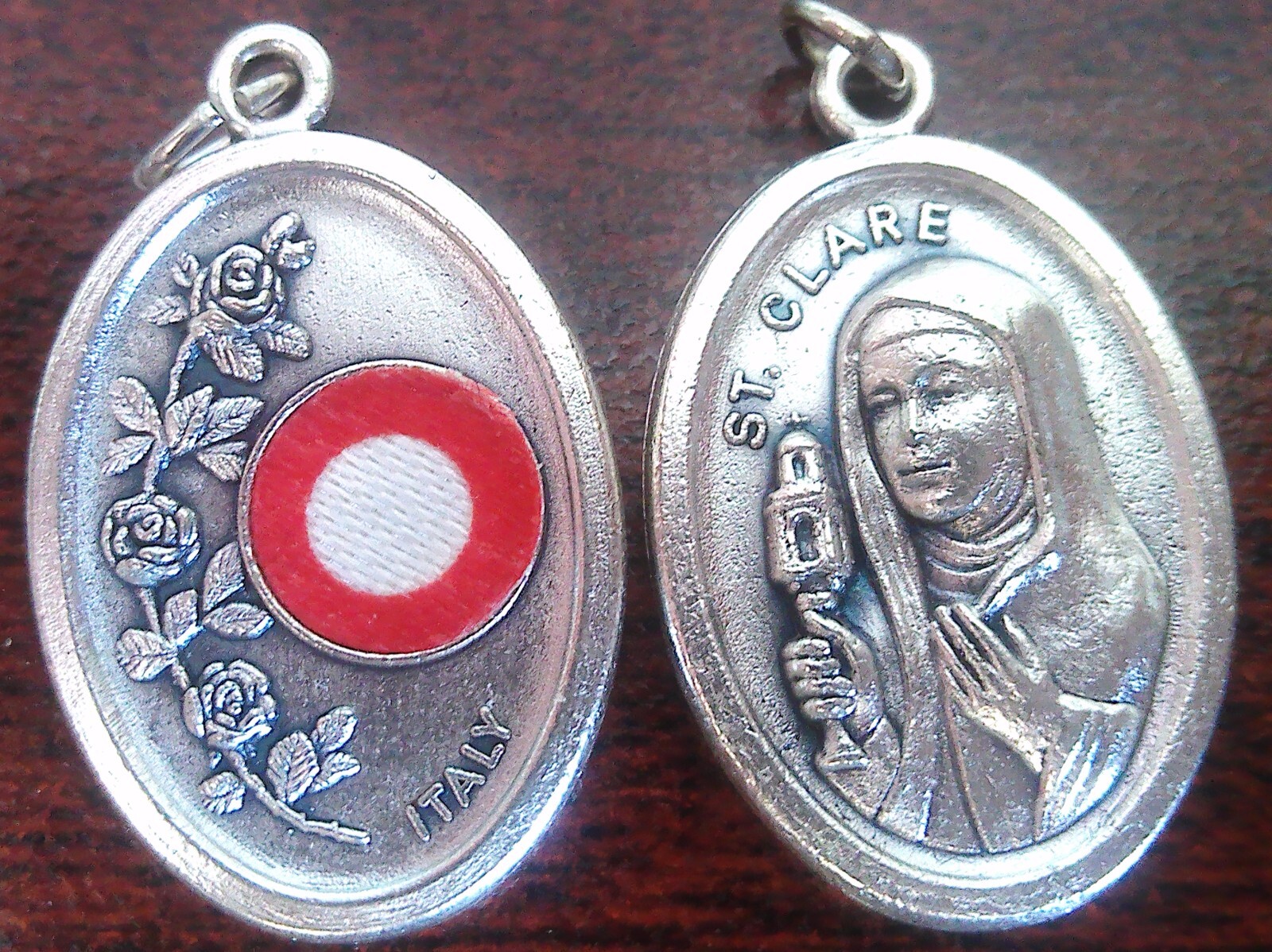 Saint Clare of  Assisi relic medallion St Poor Clares  Ex Indumentis