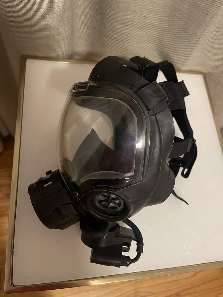 MSA Millenium Gas Mask Size US SMALL W/External Face Shield 10000002350 W/BAG.