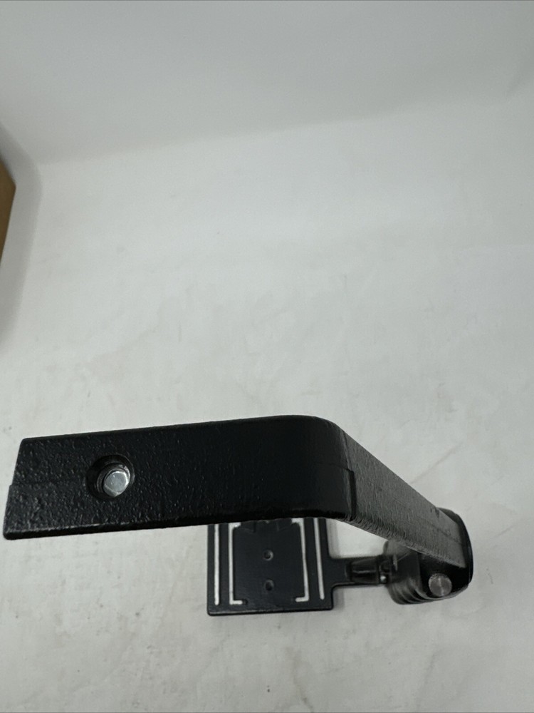 camera quick release and flash bracket mount 2
