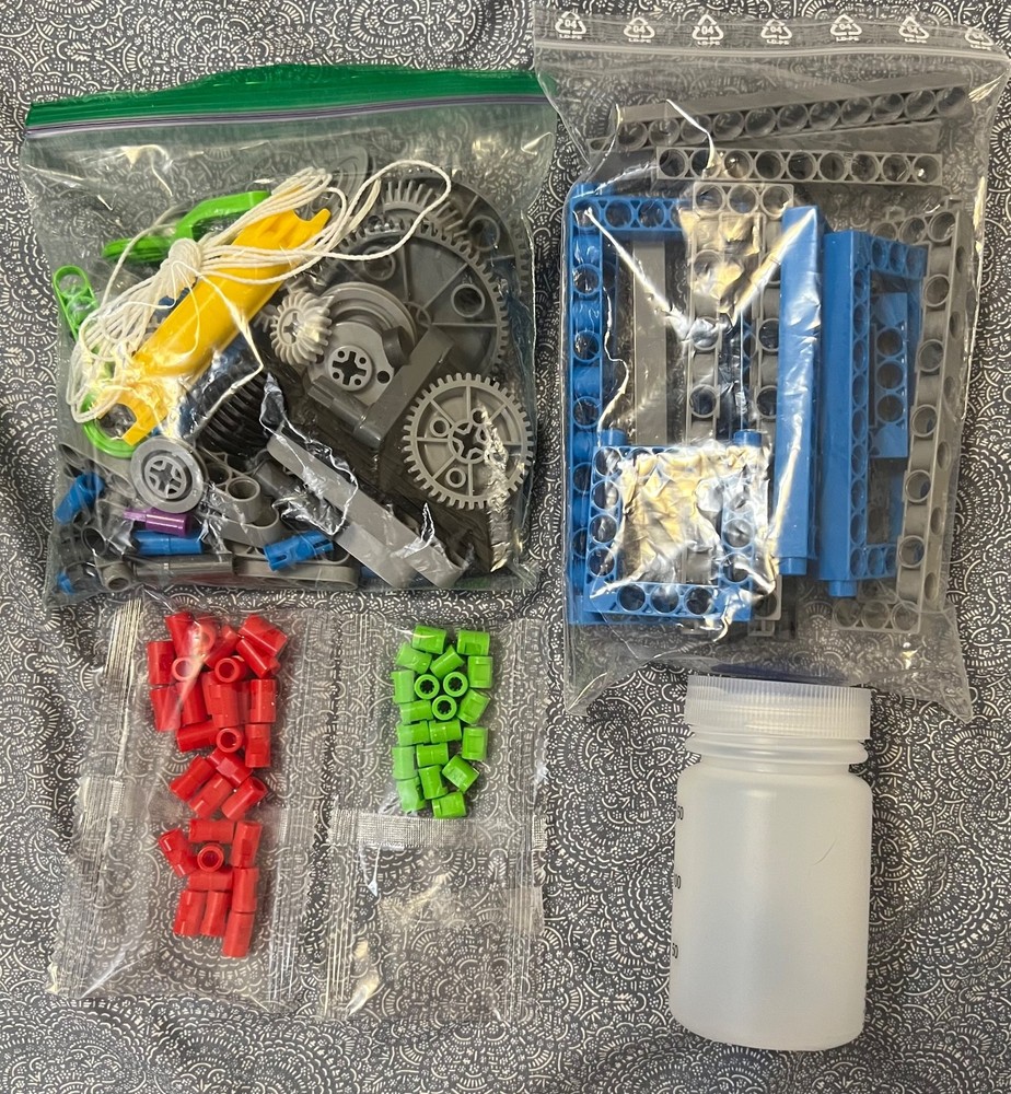 Thames & Kosmos Simple Machines STEM Experiment Kit