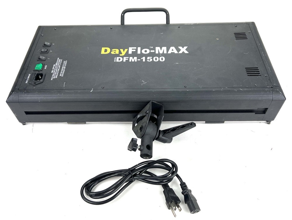 Dayflo-Pro DFM-1500 Fluorescent Studio Photography Light Continuous Barn - HTF