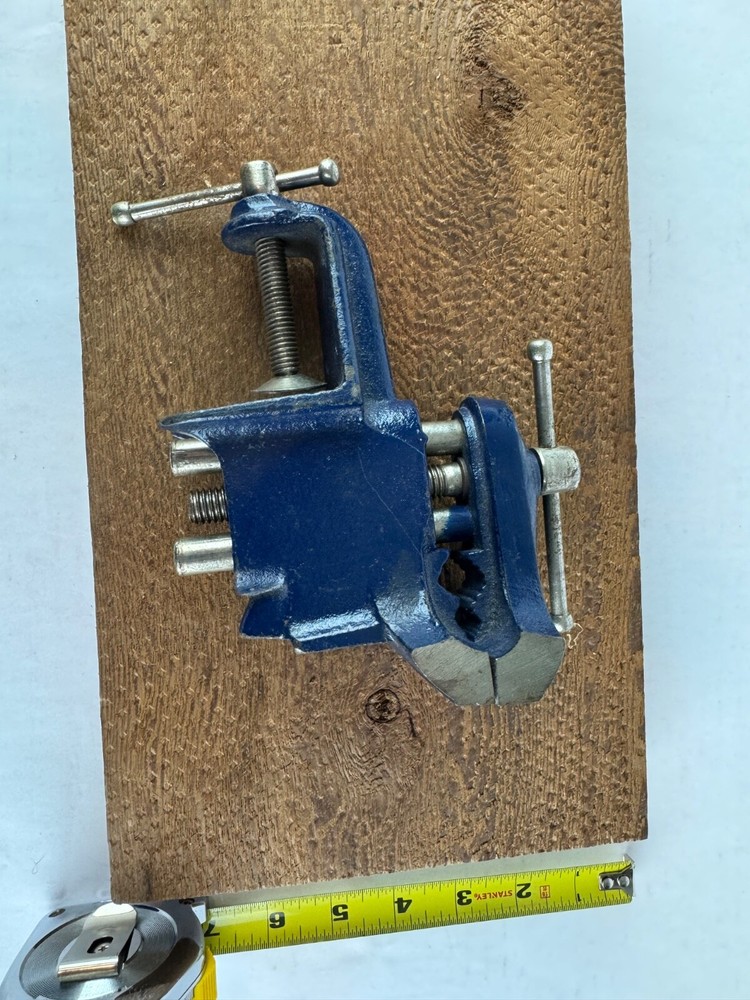Vintage Clamp-On Bench Vise Original Condition