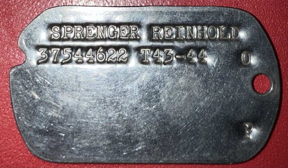 WW2 Dog Tag Named To North Dakota Vet 3520th Air Base Unit, 9th Base Squadron (1