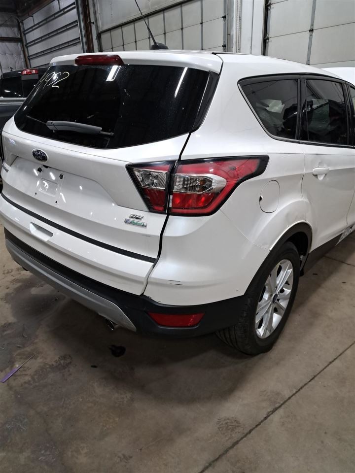 2017 Escape Display Screen Sku#4370612