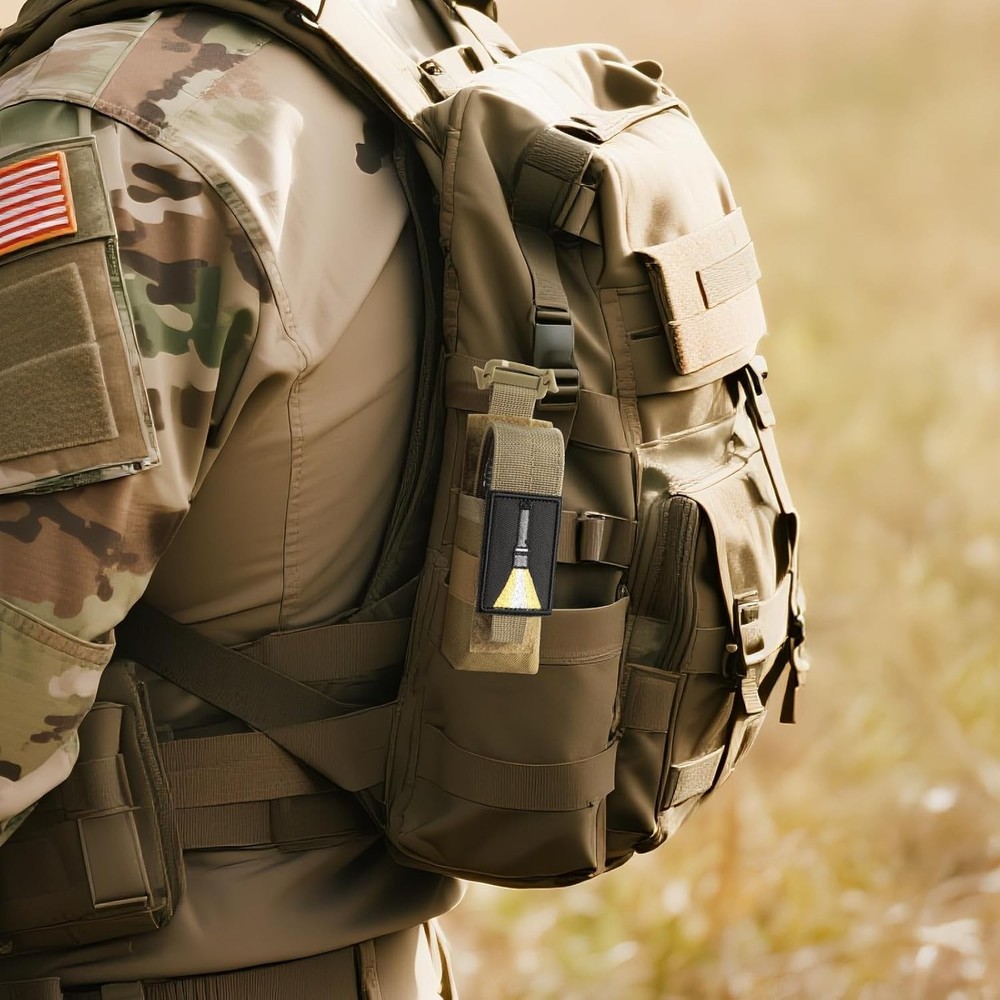 Tactical Flashlight Holster, Adjustable Flashlight Pouch Holder Molle Torch Carr