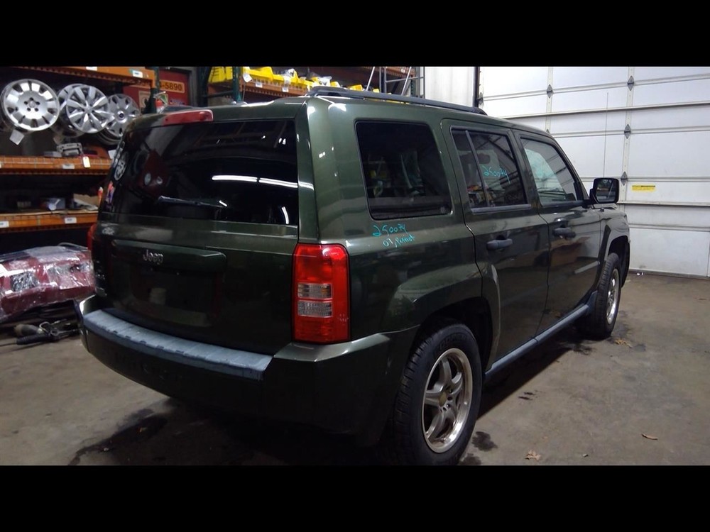 SRS Control Module Fits 07 PATRIOT 04672611AB