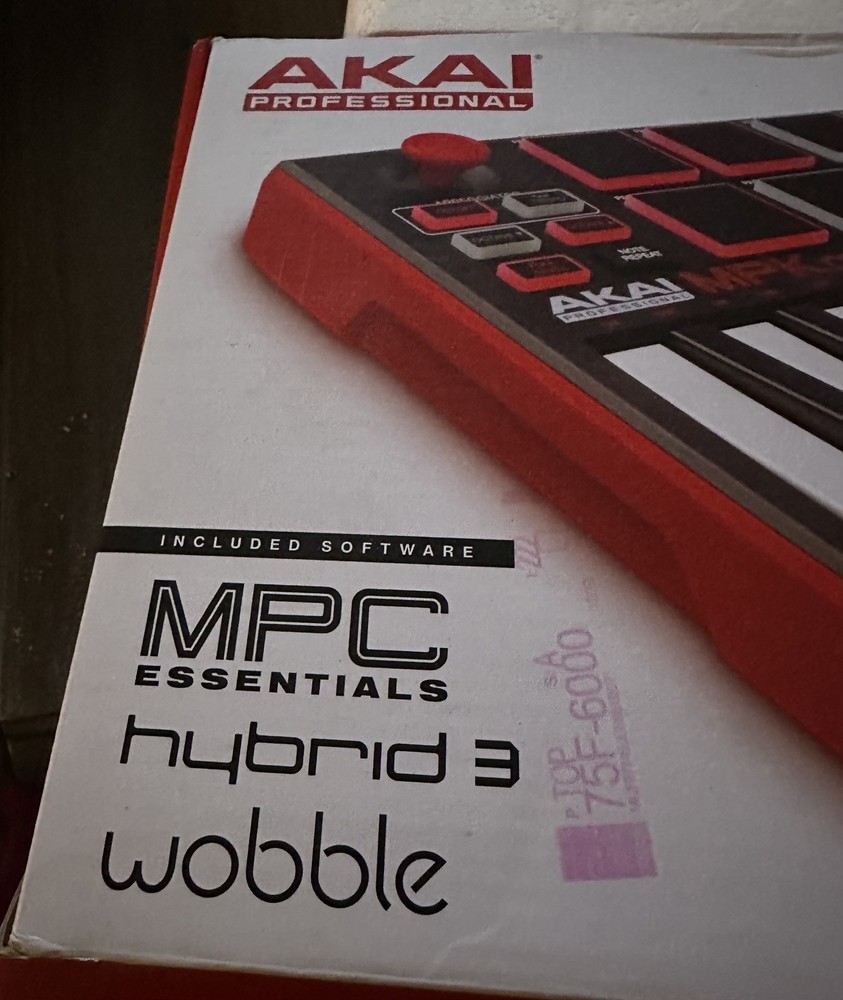Akai Professional MPC Essentials Hybrid 3 Wobble MPK Mini Controller