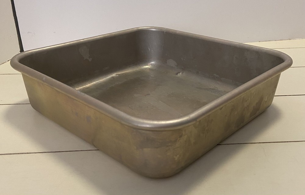 Nordic Ware Square Cake Baking Pan USA