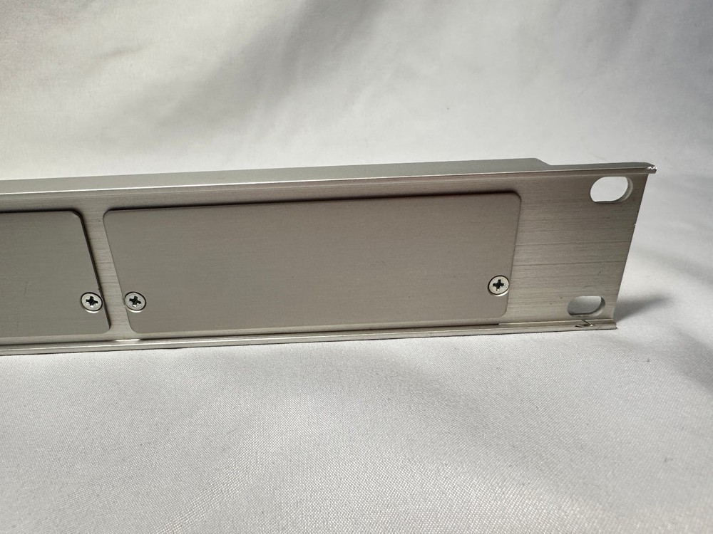 Masterclock TCD-200 Time Code Driven Clock w/Rack Mount