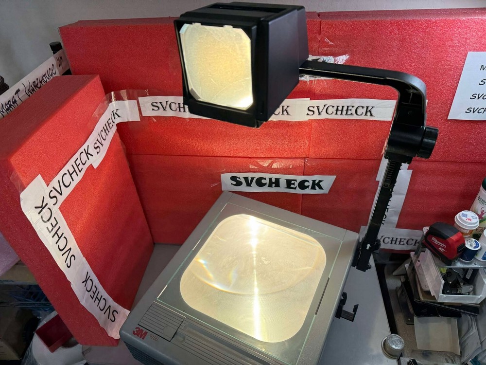 3M 9100 OVERHEAD PROJECTOR 9000AJB