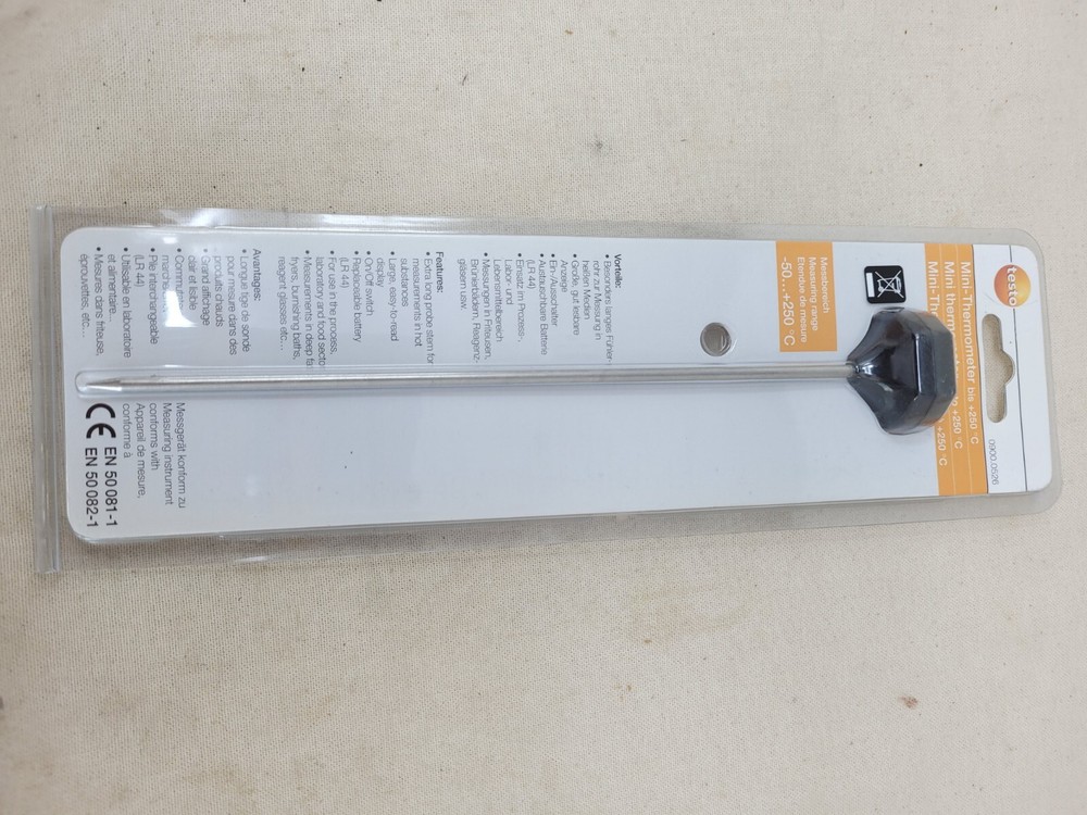 testo mini penetrating thermometer reads Celsius Only