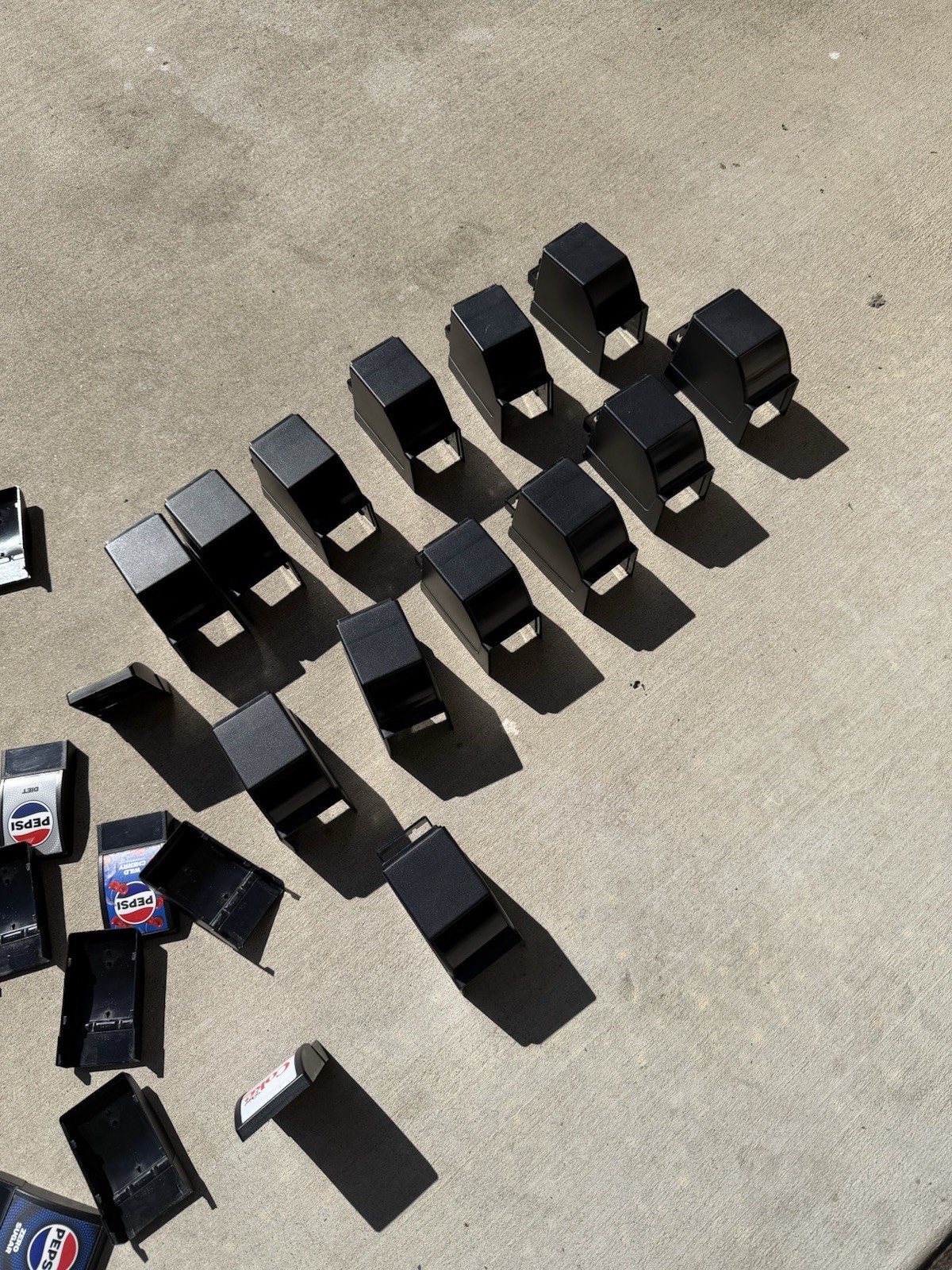 10 EA CORNELIUS SODA VALVES UF-1