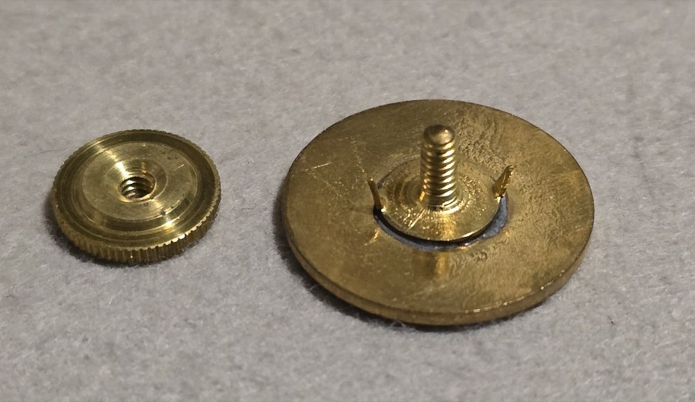 WW1 Type 1 Gilt Infantry Co. I Collar Disk