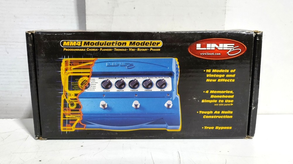 Line 6 MM4 Modulation Modeler Programmable Multiple Effects - No Power