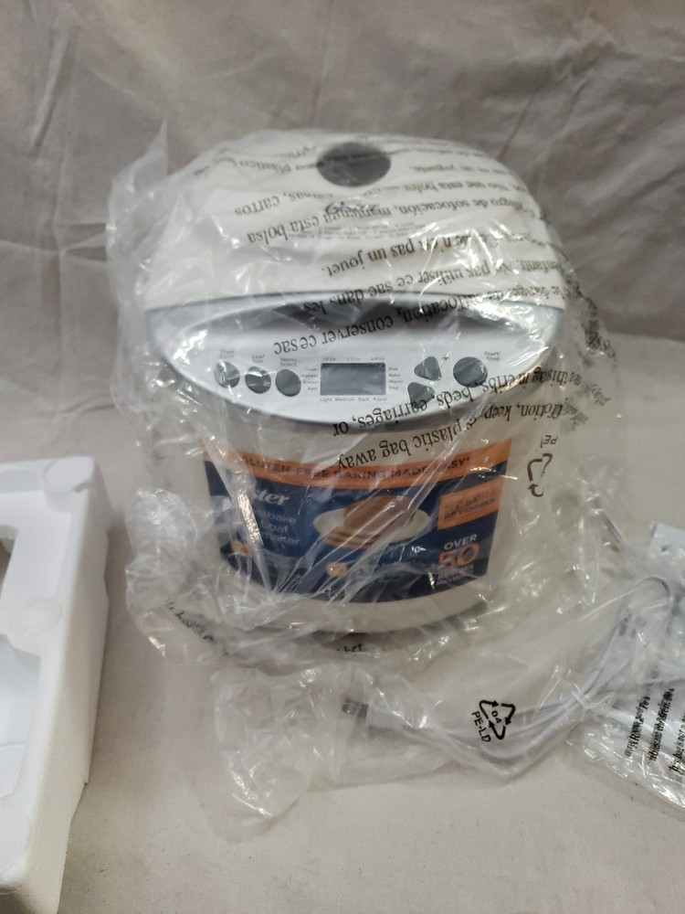 Oster CKSTBR9050 2lb 13 Setting Programmable Express Bake Bread Maker White